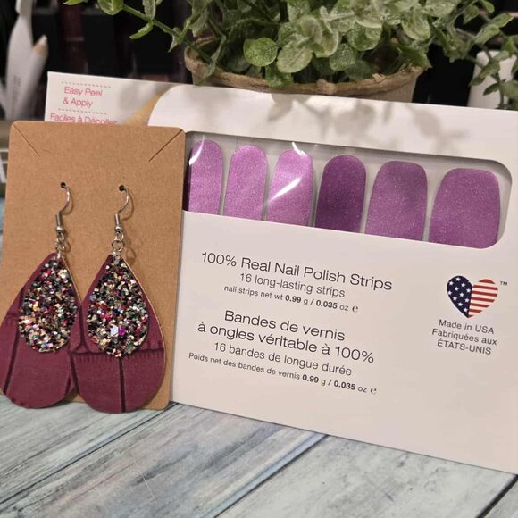 Color Street- Retired Nail Set - Picture 6 of 7